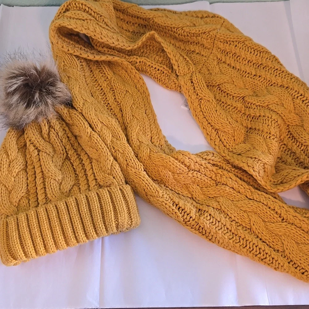 Aeropostale Mustard Knit Hat and Scarf Set
